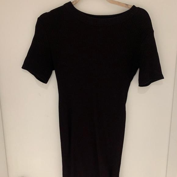 Zara Ribbed Short Sleeve Sweater Dress - Picture 1 of 4